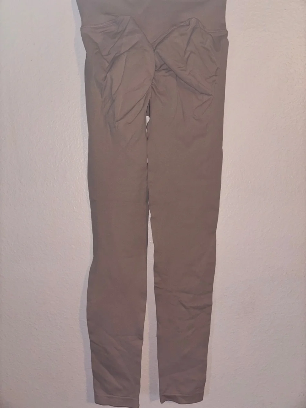 Seamless Leggings, Scrunch Butt Beige, Size S
